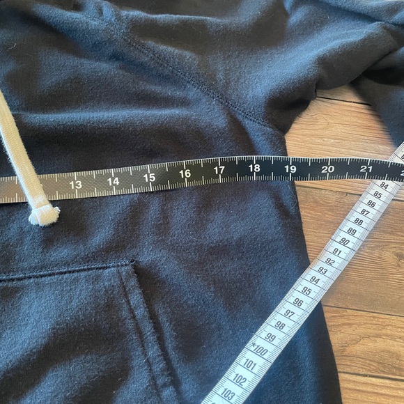 Everlane Black Relaxed Fit Hoodie - Picture 5 of 7